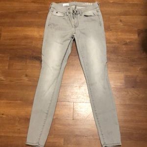 Grey skinny jeans